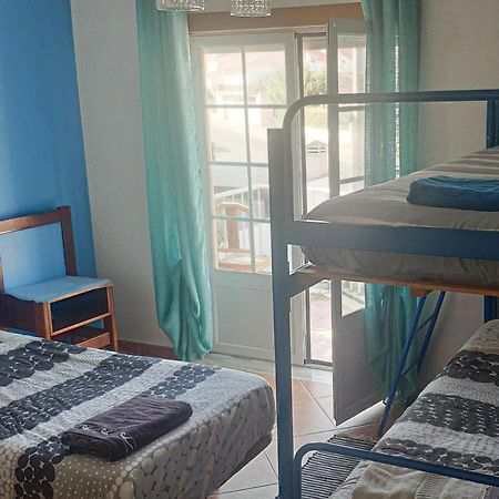 Хостел Cloud To Chill Surfhouse Baleal Феррел Экстерьер фото