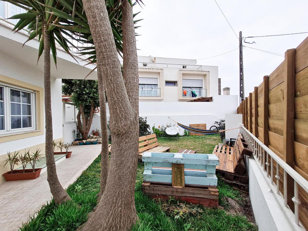 Хостел Cloud To Chill Surfhouse Baleal Феррел Экстерьер фото
