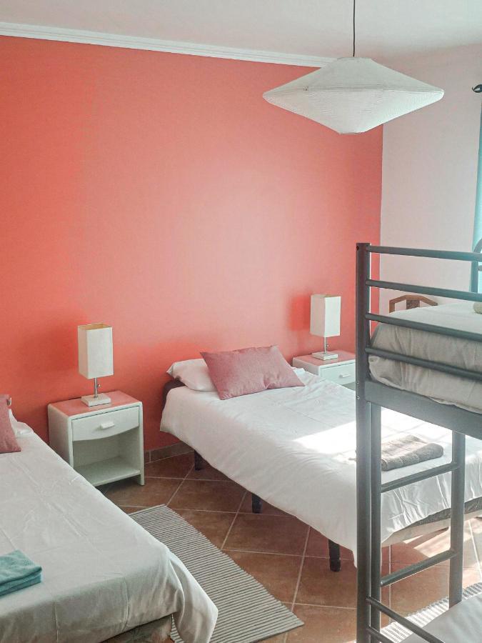 Хостел Cloud To Chill Surfhouse Baleal Феррел Экстерьер фото